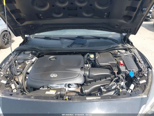 2018 INFINITI QX30 LUXURY