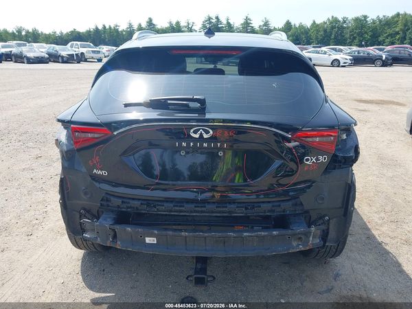 2018 INFINITI QX30 LUXURY