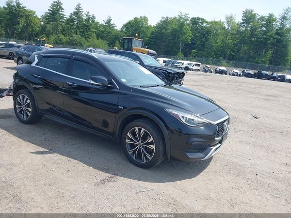 2018 INFINITI QX30 LUXURY