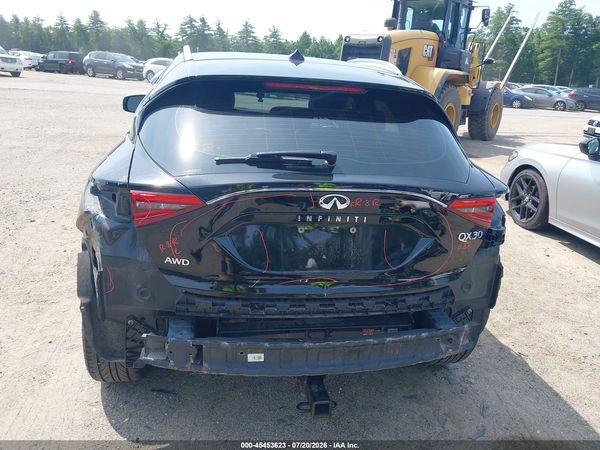 2018 INFINITI QX30 LUXURY