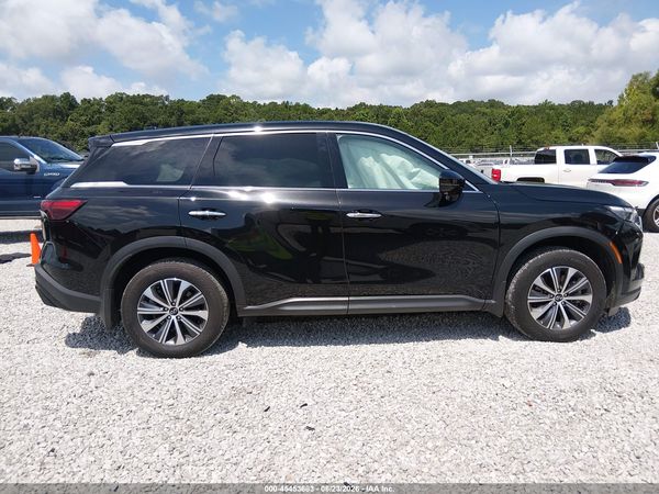 2025 INFINITI QX60 PURE