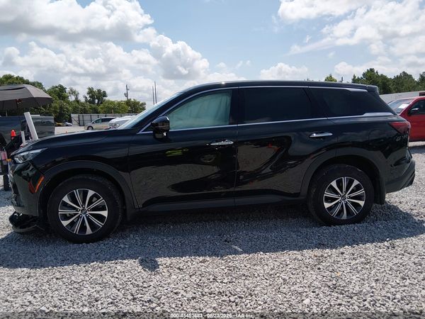 2025 INFINITI QX60 PURE