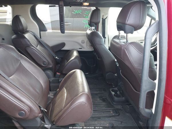 2024 TOYOTA SIENNA PLATINUM