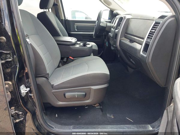2022 RAM 1500 CLASSIC SLT  4X4 5'7 BOX