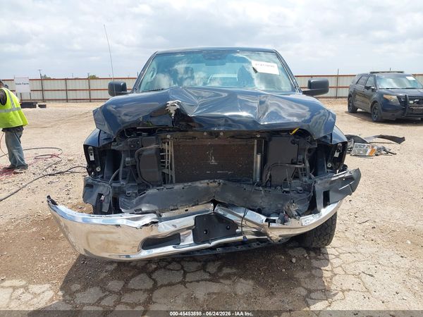 2022 RAM 1500 CLASSIC SLT  4X4 5'7 BOX