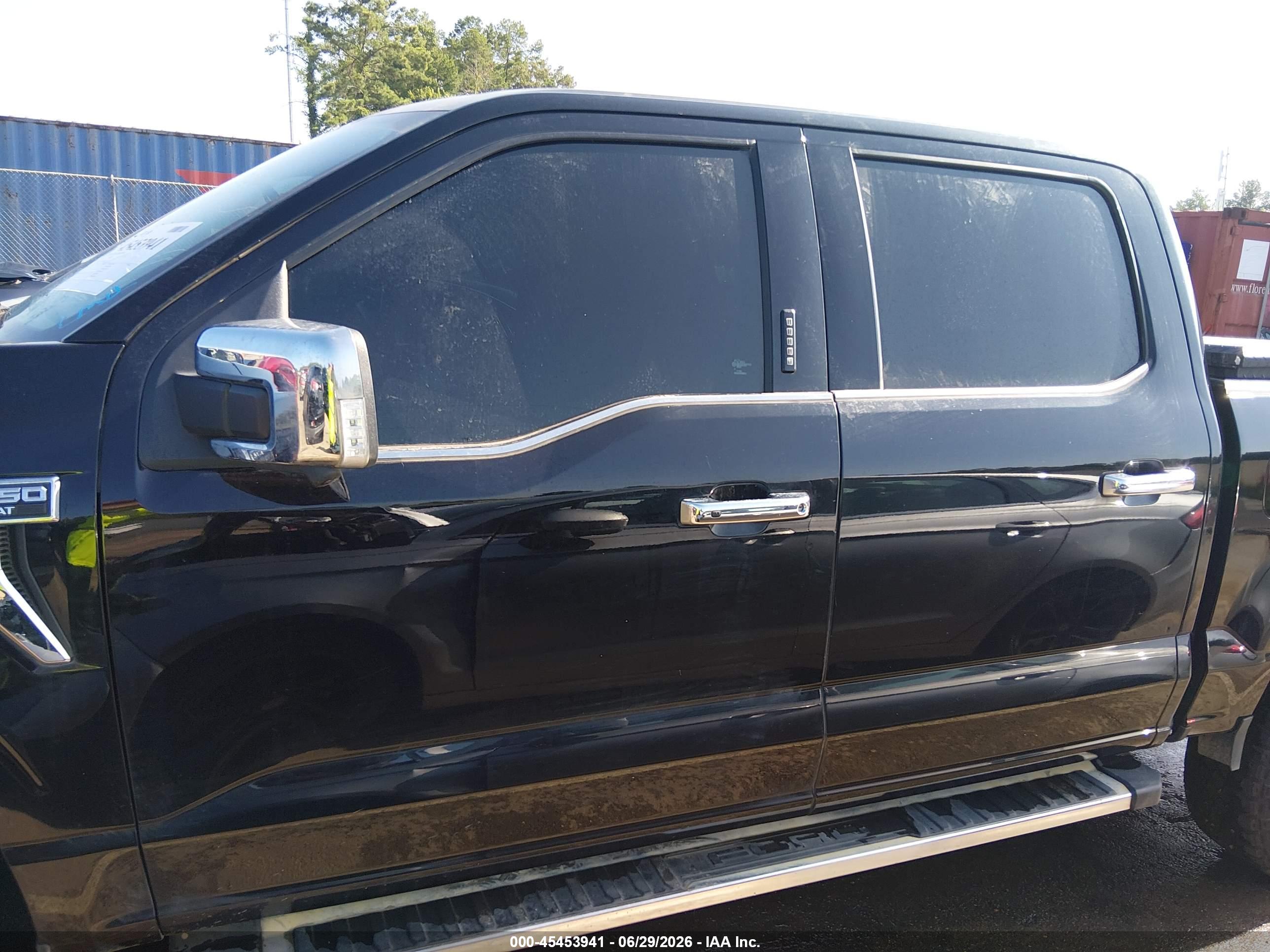 2022 FORD F-150 LARIAT