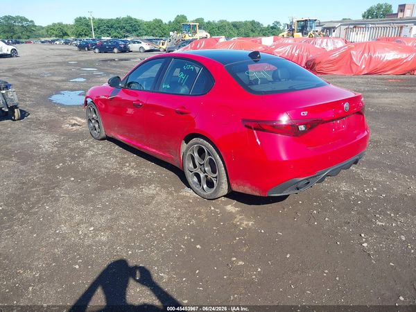 2022 ALFA ROMEO GIULIA VELOCE AWD