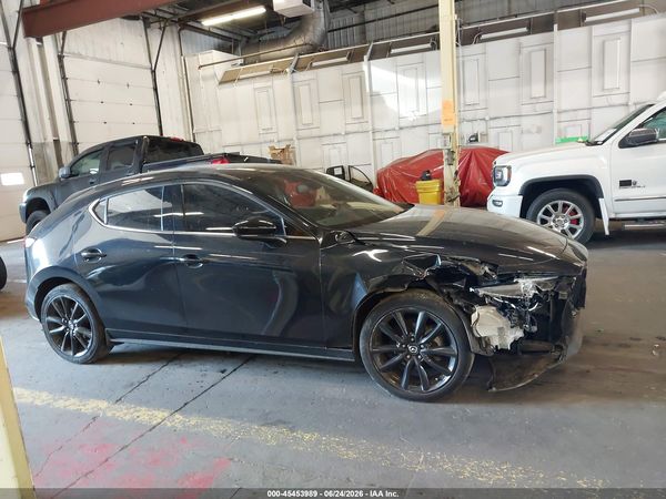 2019 MAZDA MAZDA3 PREMIUM PACKAGE