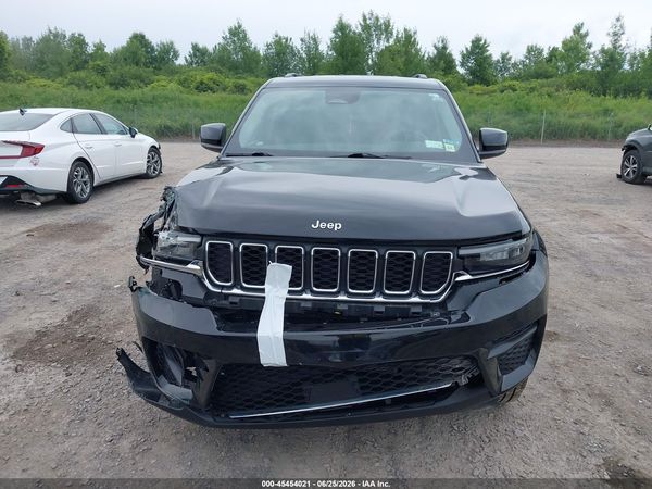 2023 JEEP GRAND CHEROKEE LAREDO 4X4