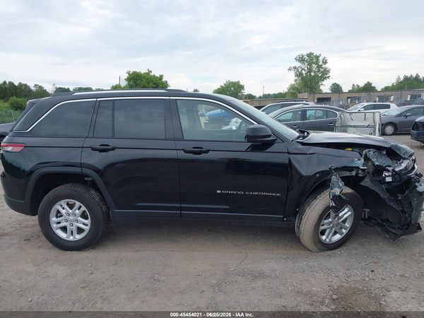 2023 JEEP GRAND CHEROKEE LAREDO 4X4