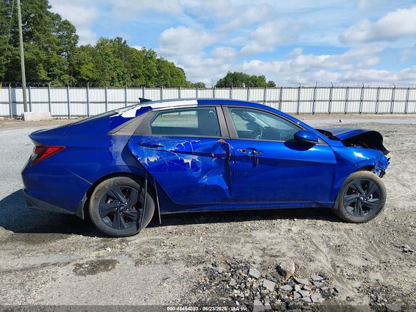 2022 HYUNDAI ELANTRA SEL