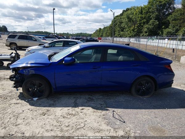 2022 HYUNDAI ELANTRA SEL