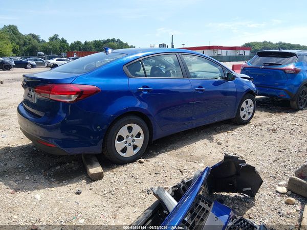 2017 KIA FORTE LX
