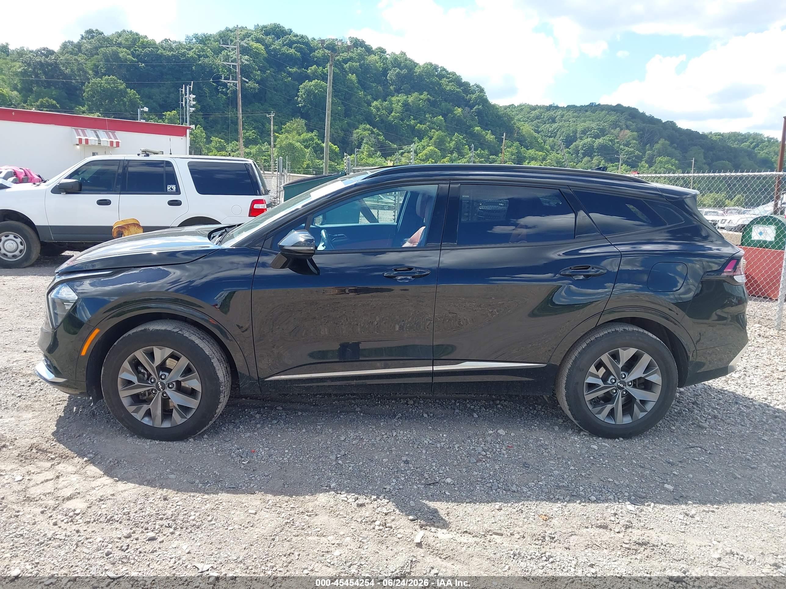 2023 KIA SPORTAGE SX