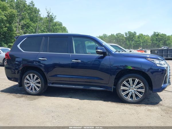 2016 LEXUS LX 570