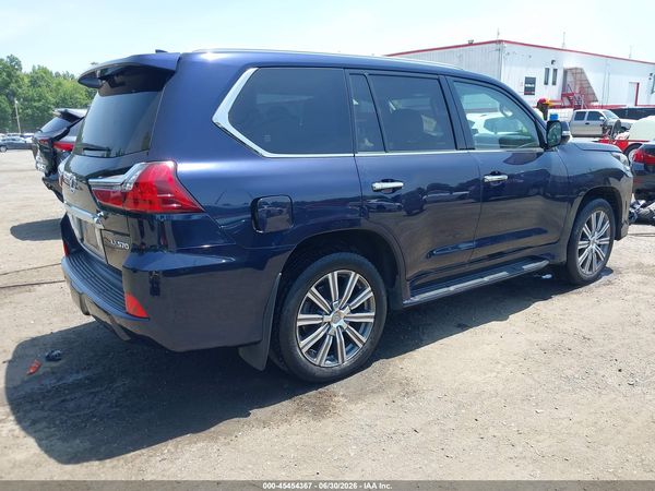 2016 LEXUS LX 570