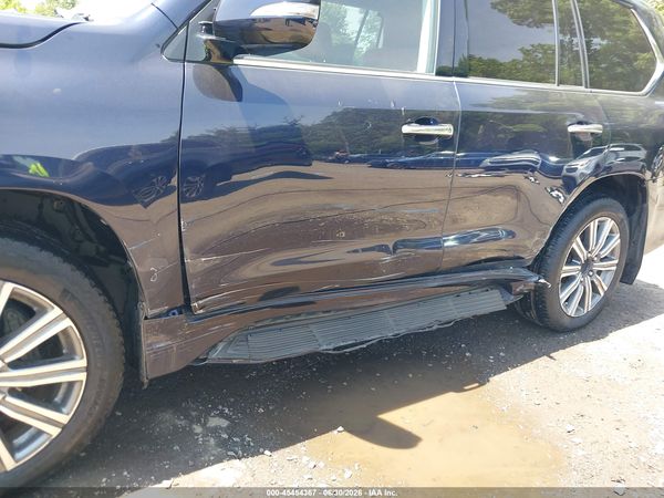 2016 LEXUS LX 570