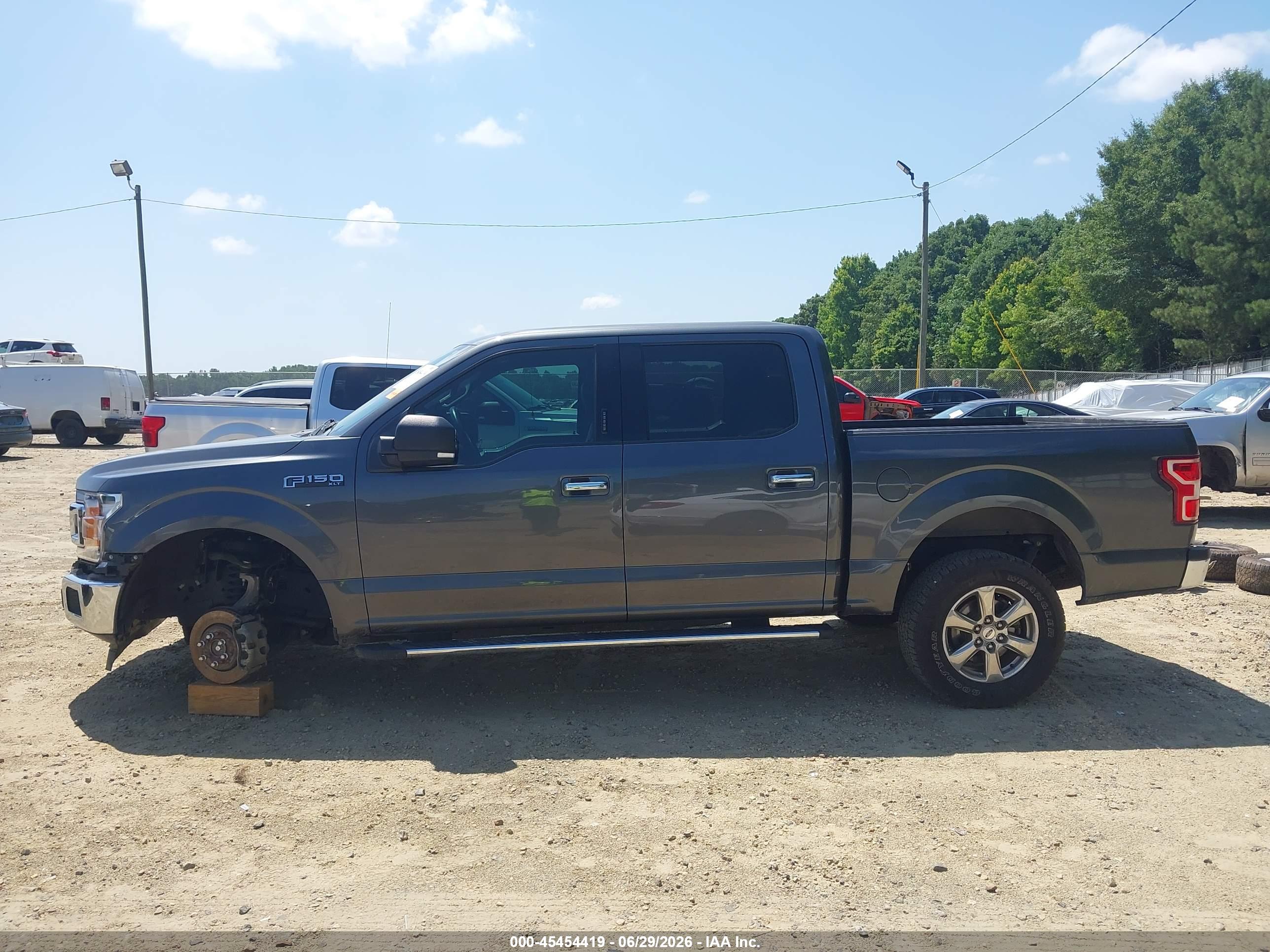 2020 FORD F-150 XLT