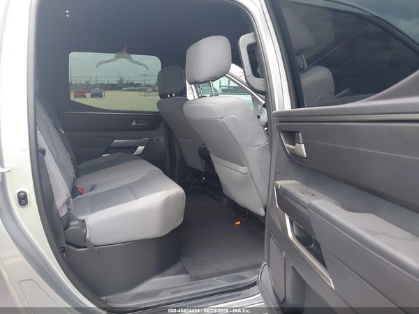 2025 TOYOTA TUNDRA SR5