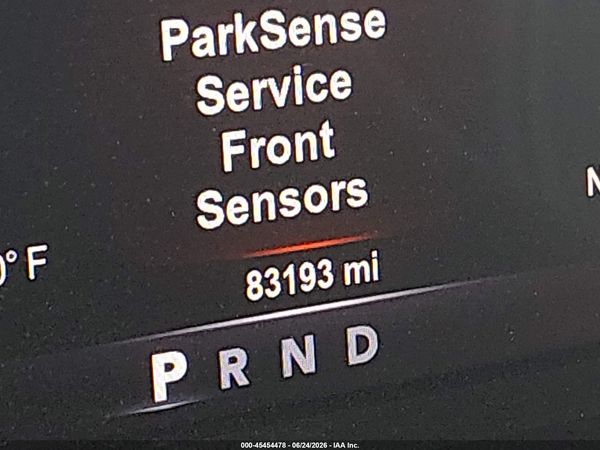 2017 RAM 1500 NIGHT  4X4 5'7 BOX