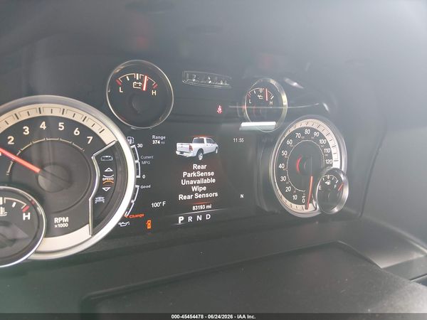 2017 RAM 1500 NIGHT  4X4 5'7 BOX