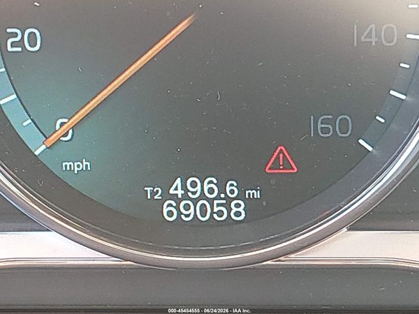 2016 VOLVO XC60 T5 PREMIER
