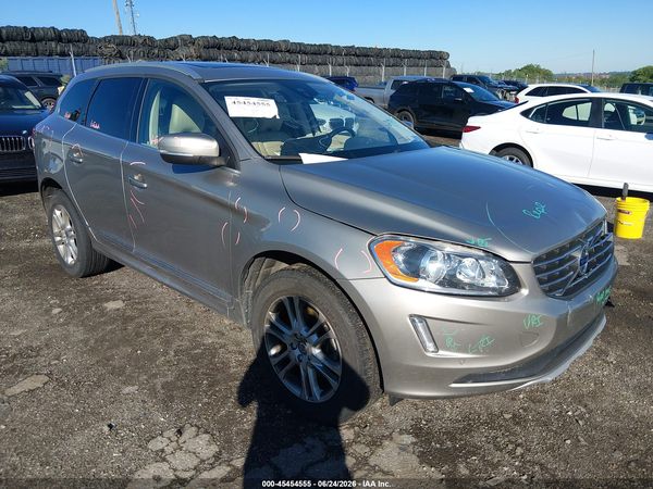 2016 VOLVO XC60 T5 PREMIER