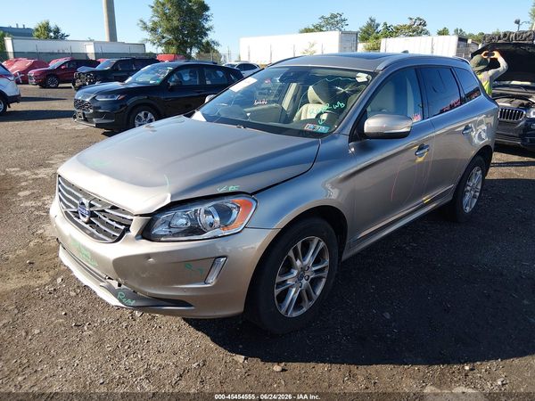 2016 VOLVO XC60 T5 PREMIER