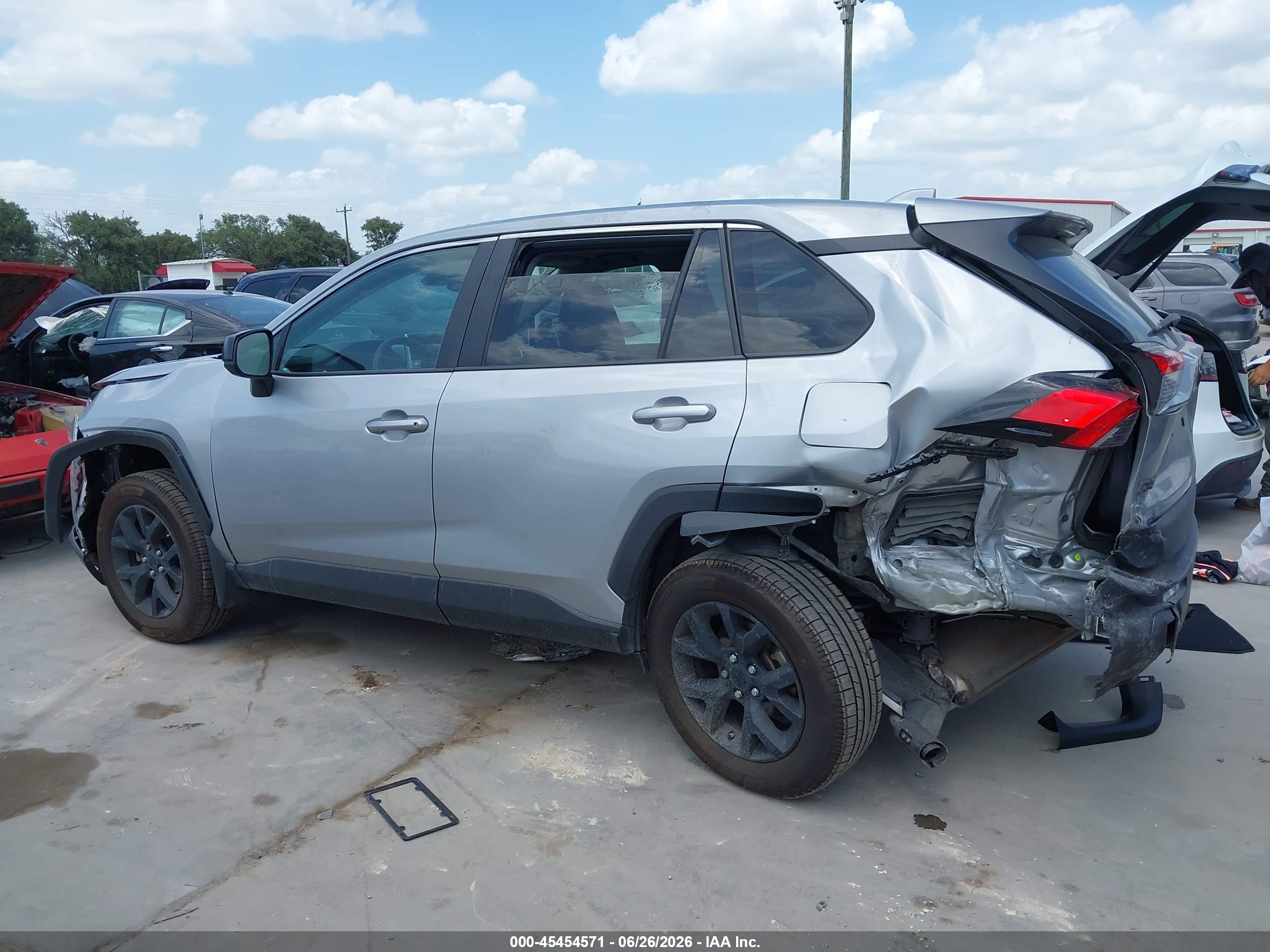 2024 TOYOTA RAV4 LE