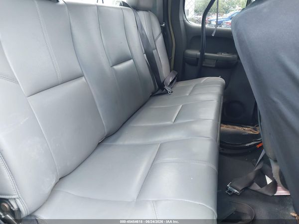 2013 CHEVROLET SILVERADO 1500 WORK TRUCK — I8