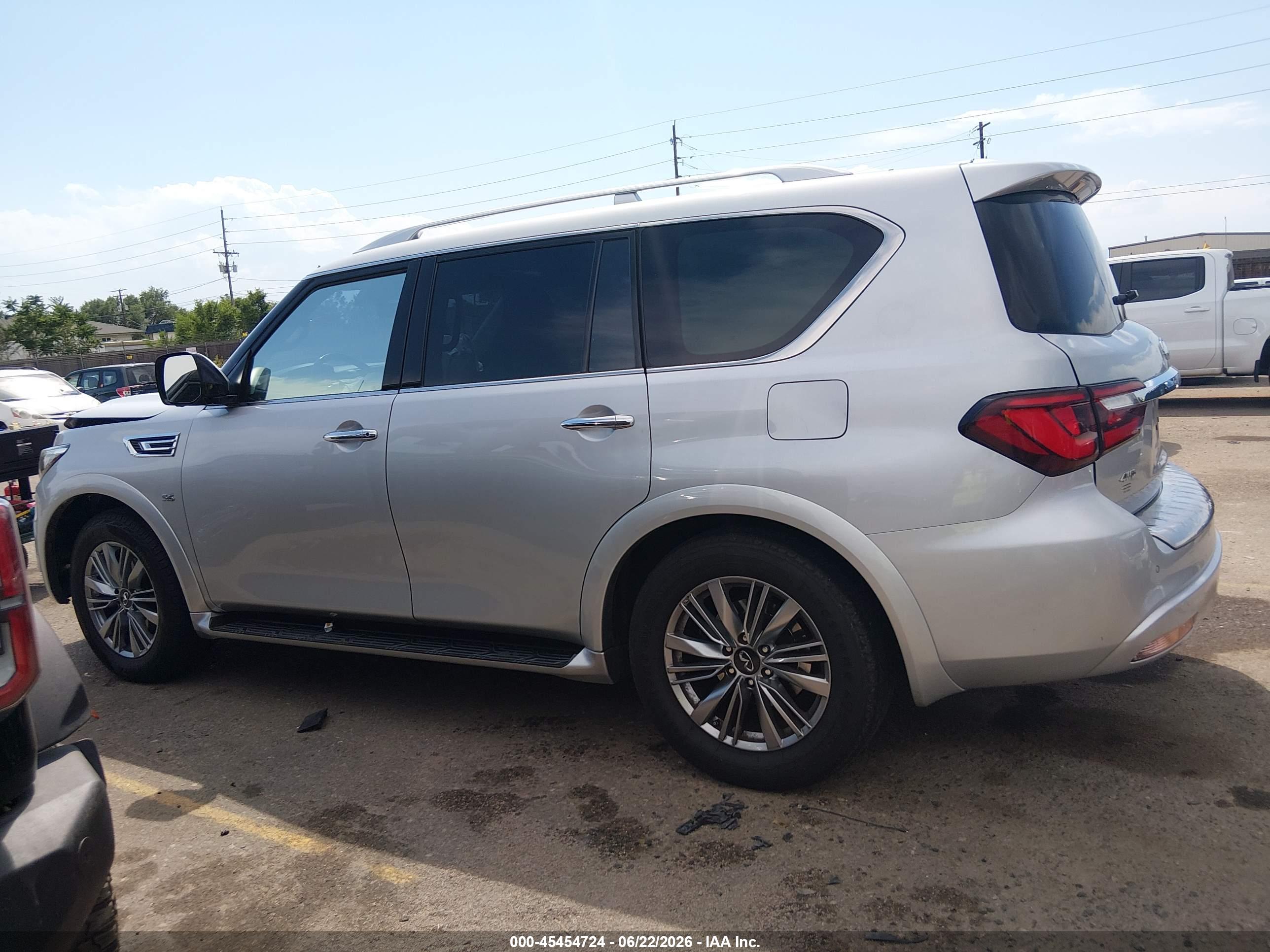 2020 INFINITI QX80 LUXE AWD