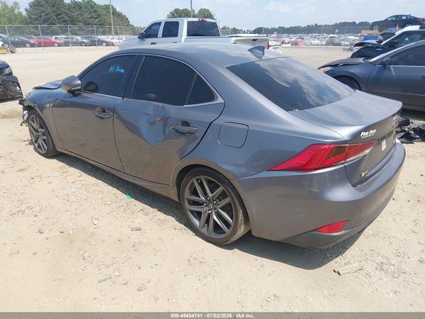 2018 LEXUS IS 300