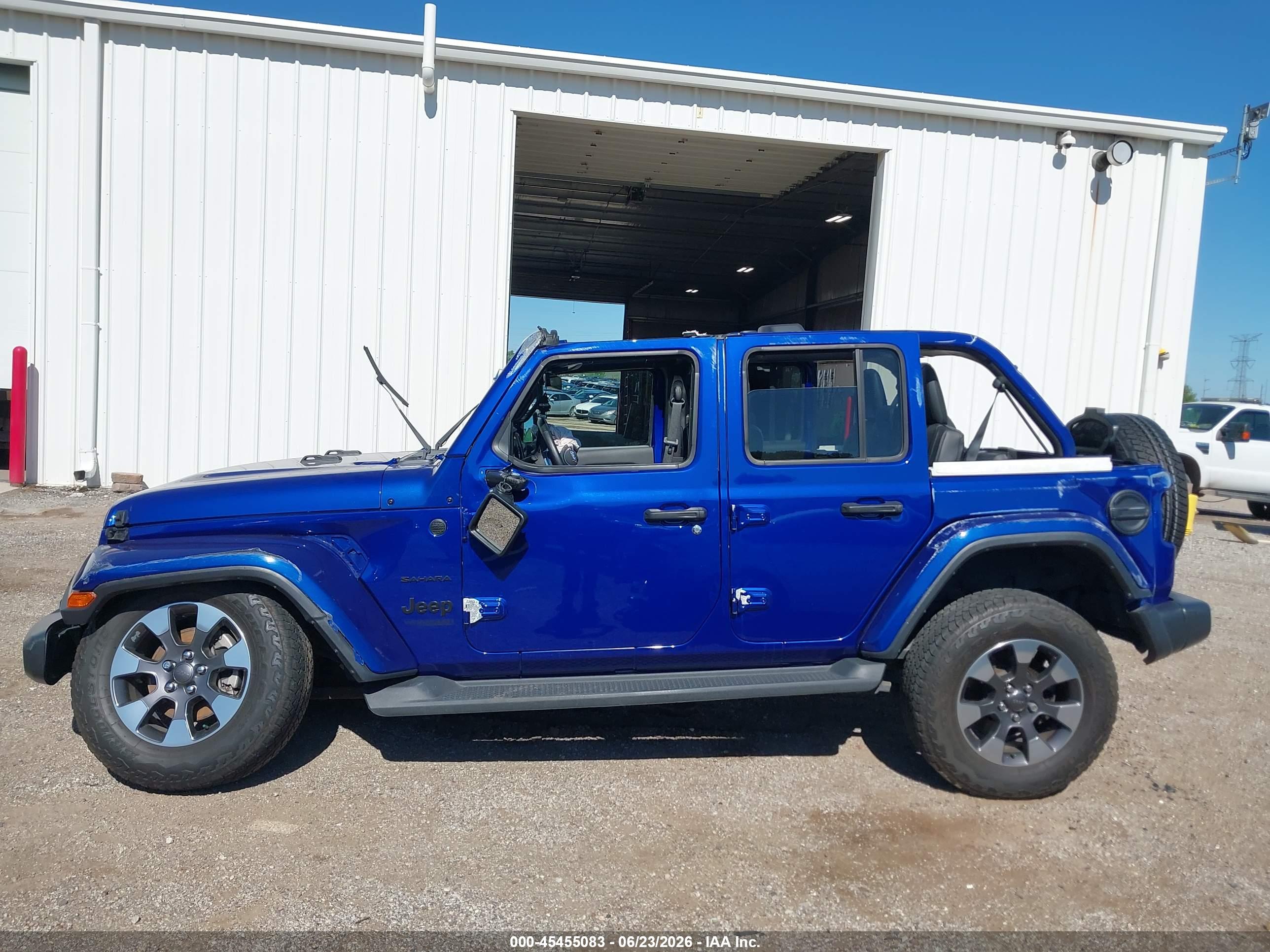 2018 JEEP WRANGLER UNLIMITED SAHARA 4X4