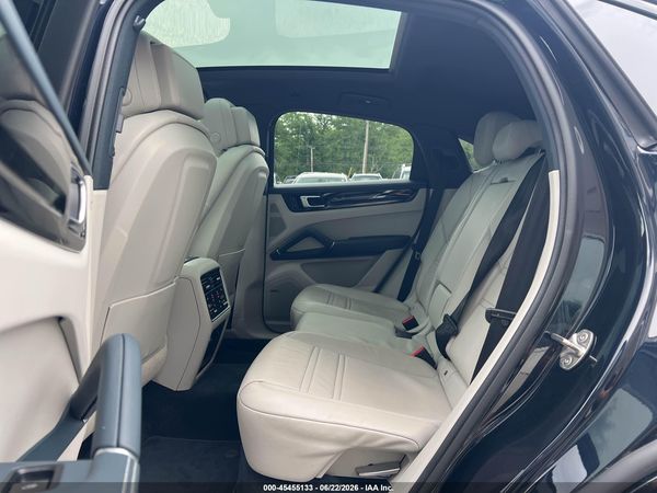 2021 PORSCHE CAYENNE COUPE
