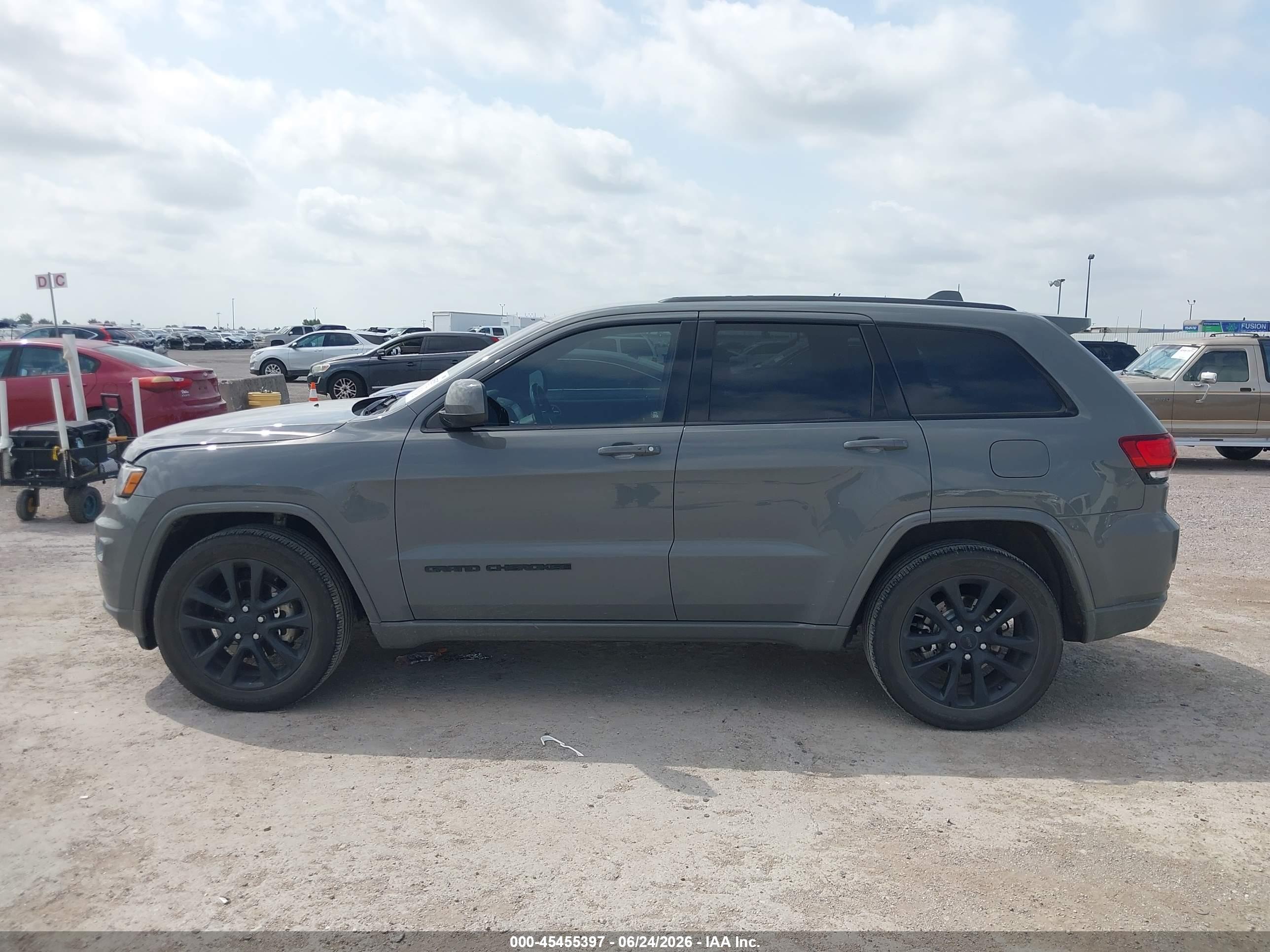 2020 JEEP GRAND CHEROKEE ALTITUDE 4X2
