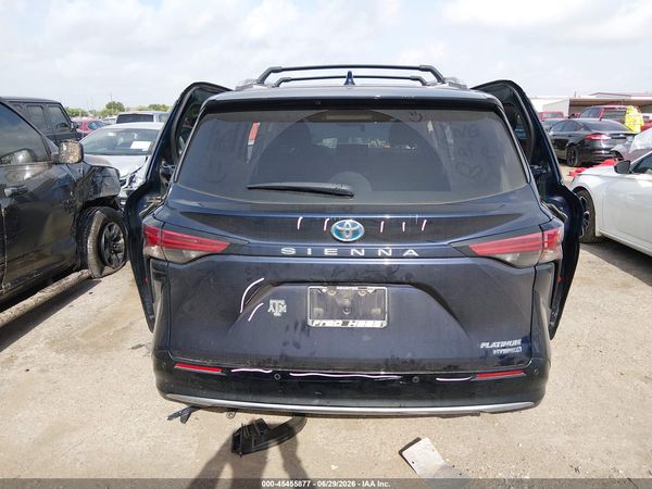 2021 TOYOTA SIENNA PLATINUM