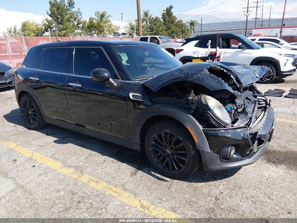 2017 MINI CLUBMAN COOPER