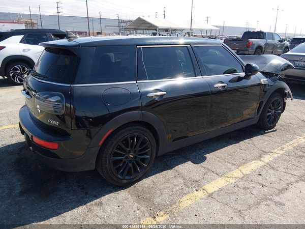 2017 MINI CLUBMAN COOPER