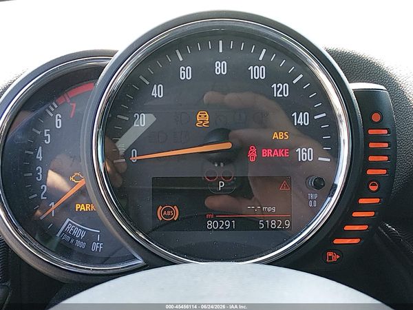 2017 MINI CLUBMAN COOPER