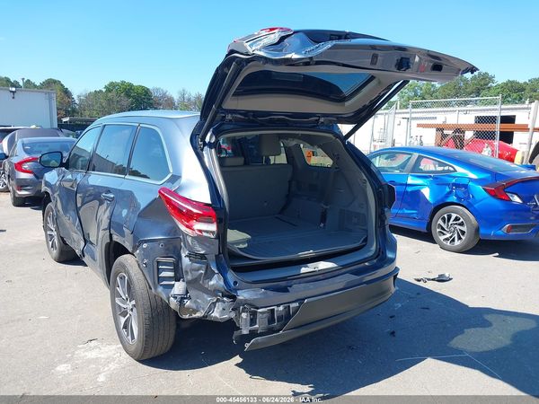 2018 TOYOTA HIGHLANDER XLE