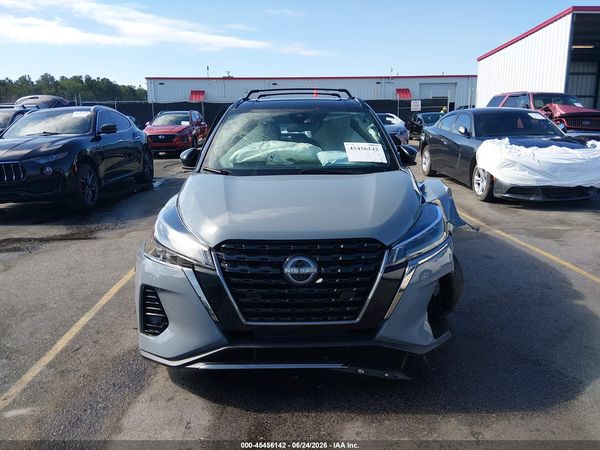 2022 NISSAN KICKS SR XTRONIC CVT