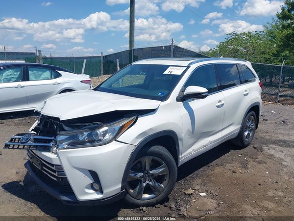 2017 TOYOTA HIGHLANDER LIMITED PLATINUM