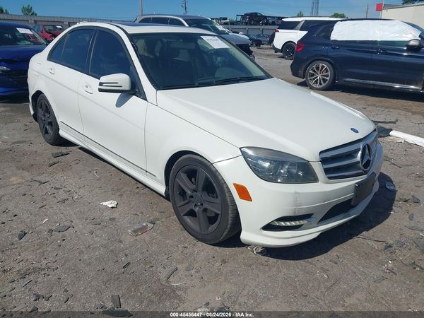 2011 MERCEDES-BENZ C 300 C300