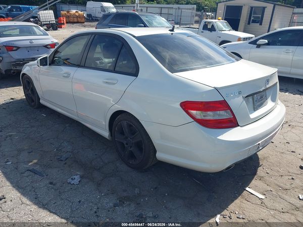 2011 MERCEDES-BENZ C 300 C300