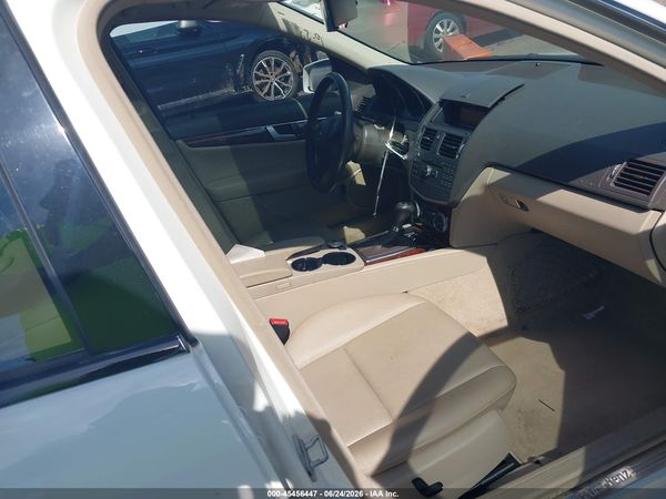 2011 MERCEDES-BENZ C 300 C300