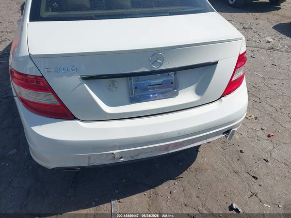 2011 MERCEDES-BENZ C 300 C300