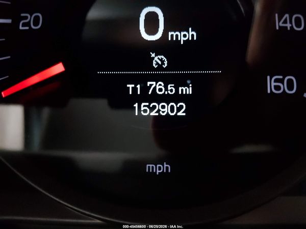 2017 VOLVO XC60 T5 INSCRIPTION