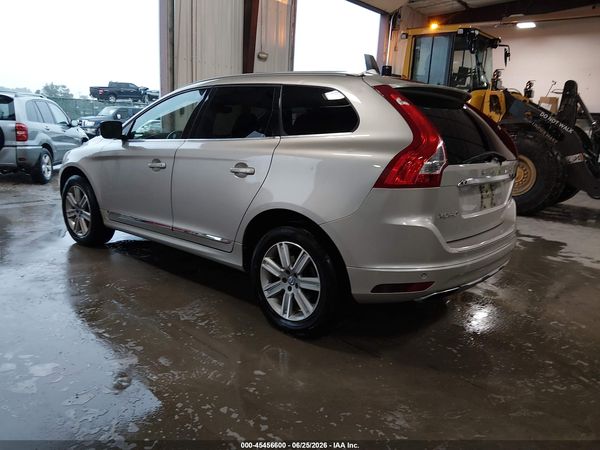 2017 VOLVO XC60 T5 INSCRIPTION
