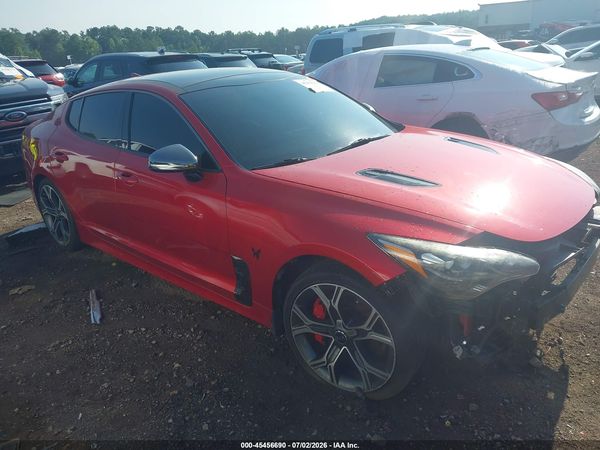 2018 KIA STINGER GT1
