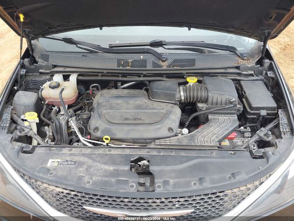 2021 CHRYSLER VOYAGER LXI